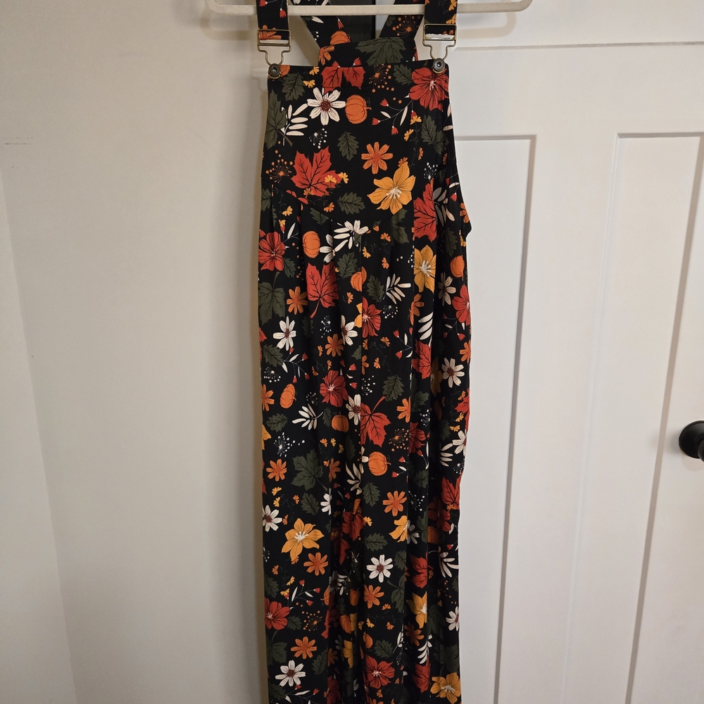 Floral Sleeveless Maxi Dress